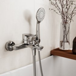 Смеситель для ванны Wasserkraft Vils 5600 5601 с лейкой, хром