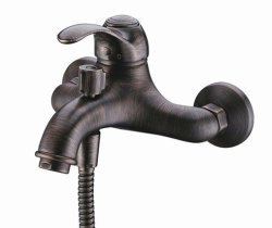 Смеситель для ванны Wasserkraft Isar 1300 1301 с лейкой, темная бронза
