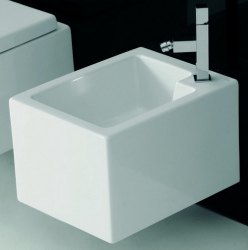 Подвесное биде Althea Ceramica Design Plus